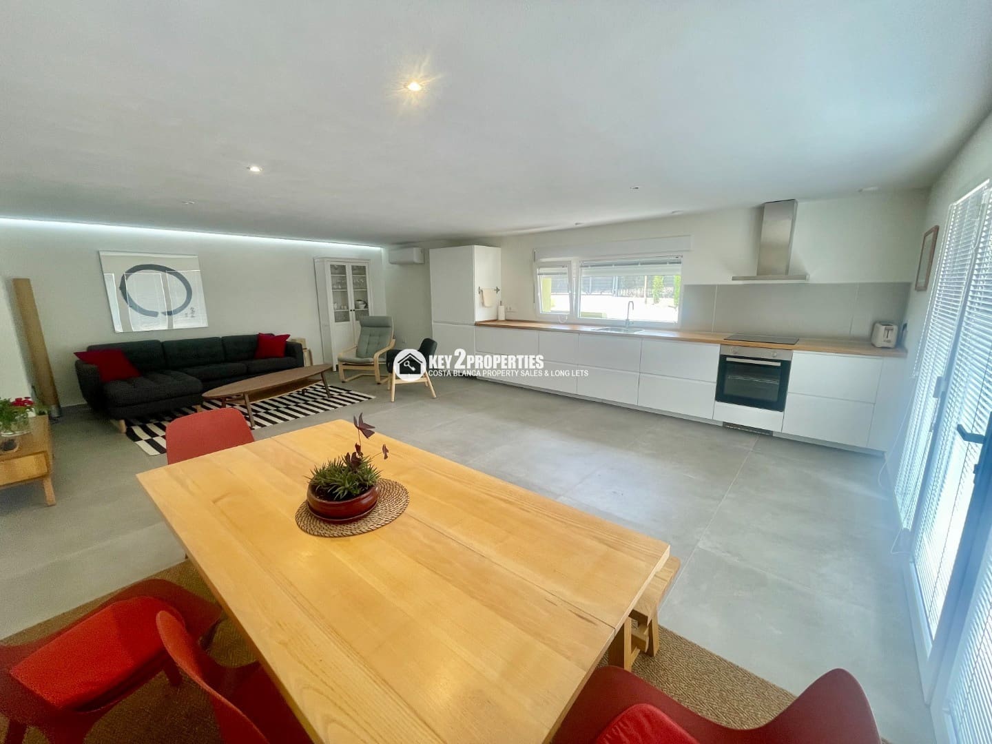 4 soverom Villa til salgs i Pedreguer med svømmebasseng garasje - € 570 000 (Ref: 8917346)