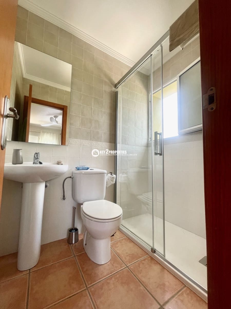 4 soverom Villa til salgs i Pedreguer med svømmebasseng garasje - € 570 000 (Ref: 8917346)