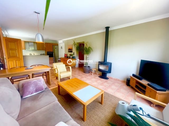 4 soverom Villa til salgs i Pedreguer med svømmebasseng garasje - € 570 000 (Ref: 8917346)