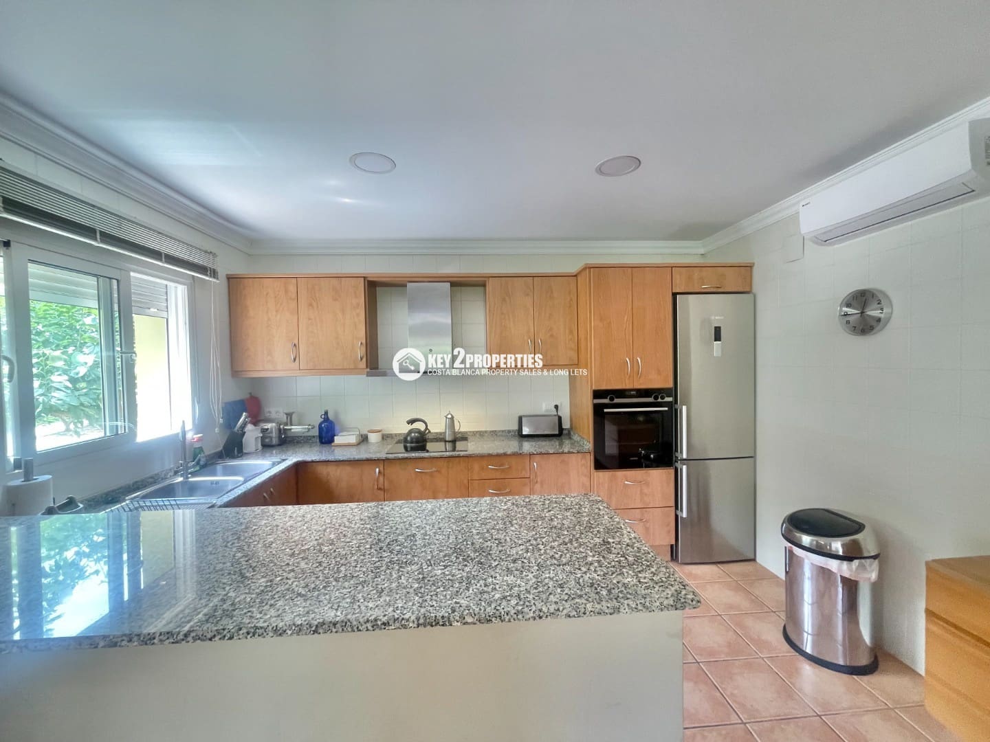 4 soverom Villa til salgs i Pedreguer med svømmebasseng garasje - € 570 000 (Ref: 8917346)