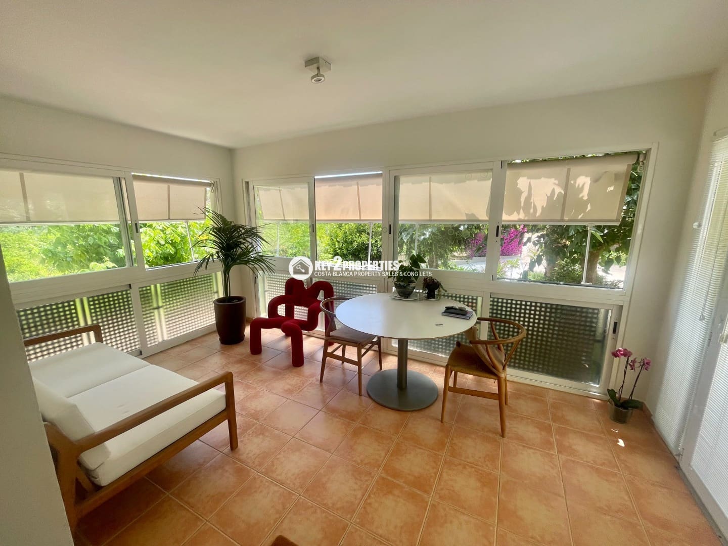 4 soverom Villa til salgs i Pedreguer med svømmebasseng garasje - € 570 000 (Ref: 8917346)