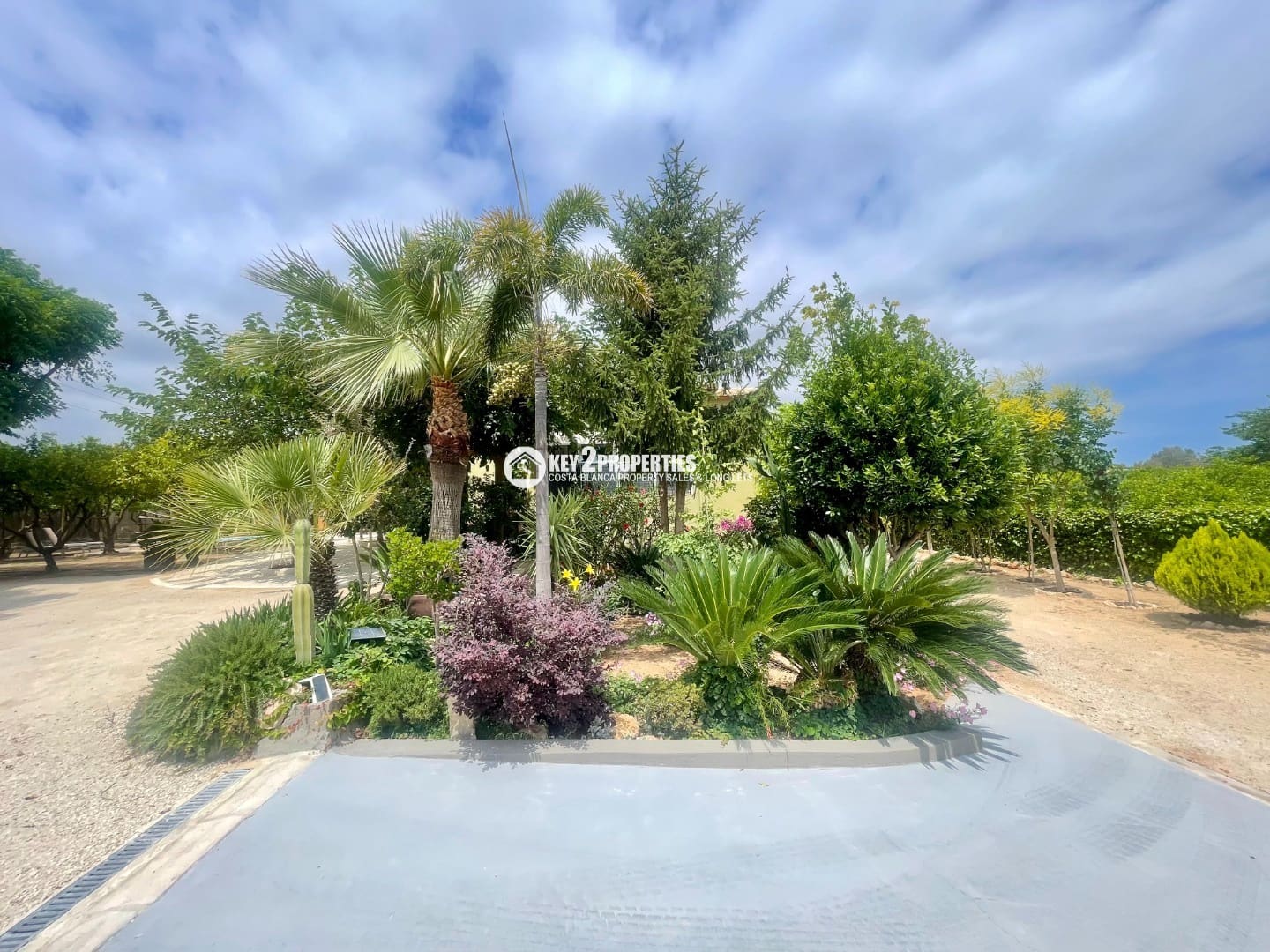 4 soverom Villa til salgs i Pedreguer med svømmebasseng garasje - € 570 000 (Ref: 8917346)