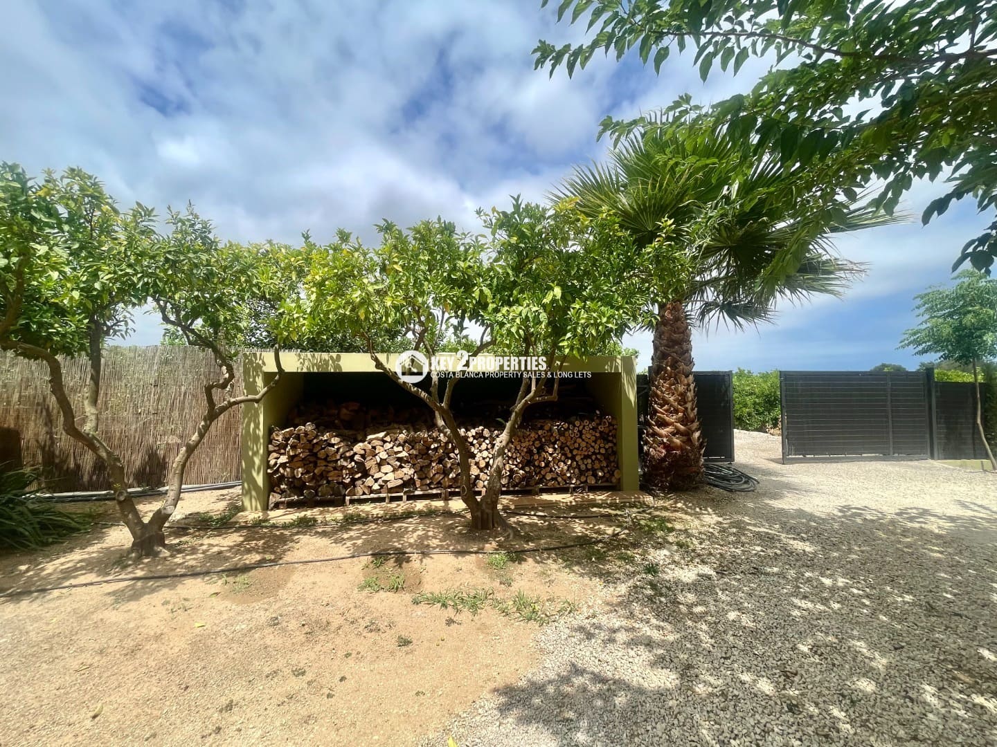 4 soverom Villa til salgs i Pedreguer med svømmebasseng garasje - € 570 000 (Ref: 8917346)