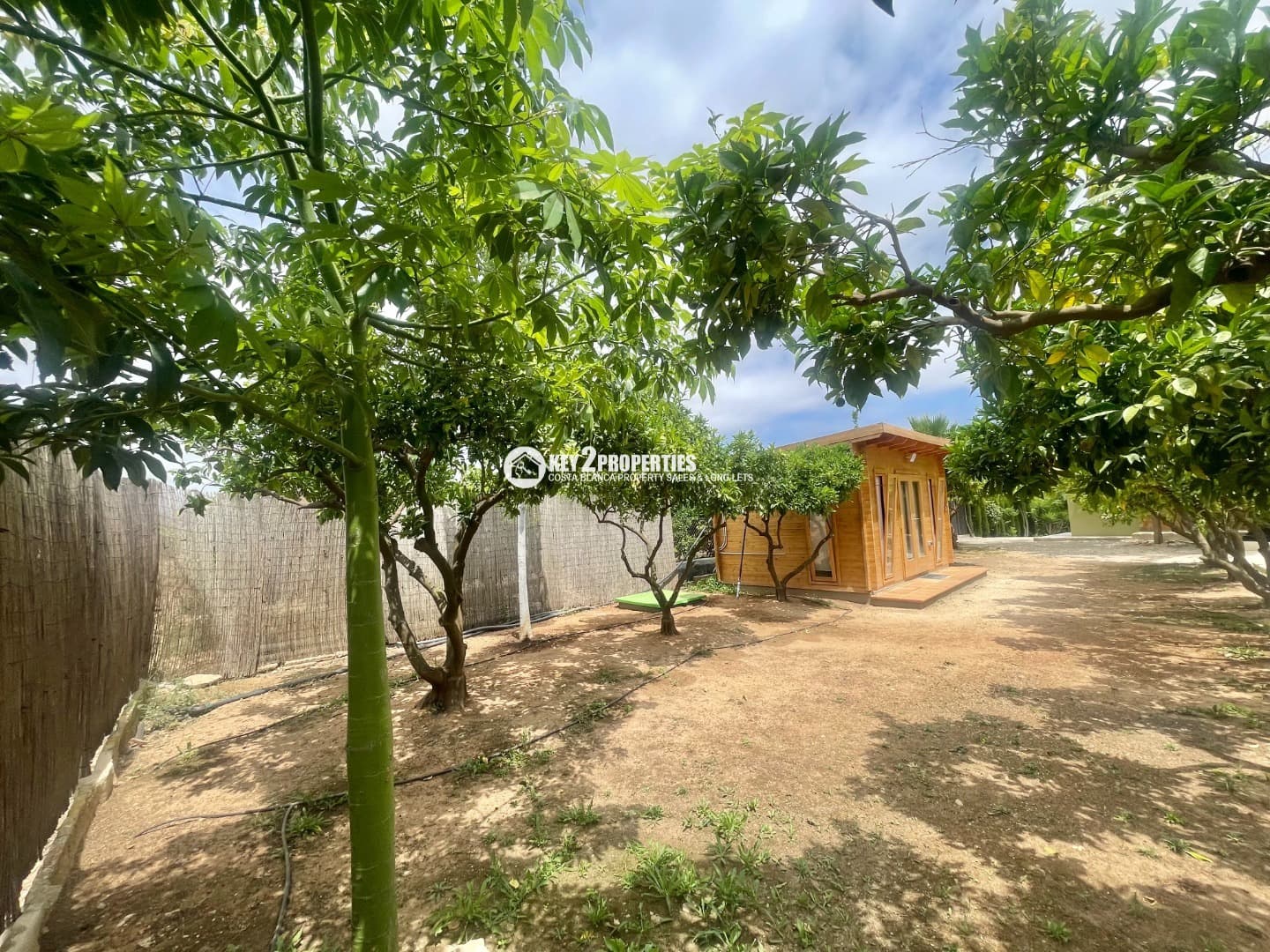 4 soverom Villa til salgs i Pedreguer med svømmebasseng garasje - € 570 000 (Ref: 8917346)