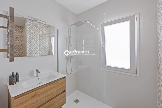 4 slaapkamer Villa te koop in Centro ciudad, Javea / Xàbia met zwembad garage - € 1.675.000 (Ref: 9048636)