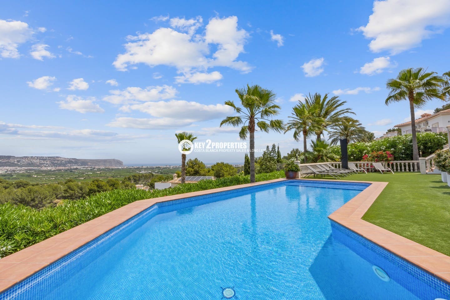 4 slaapkamer Villa te koop in Javea / Xabia met zwembad garage - € 1.675.000 (Ref: 9048636)