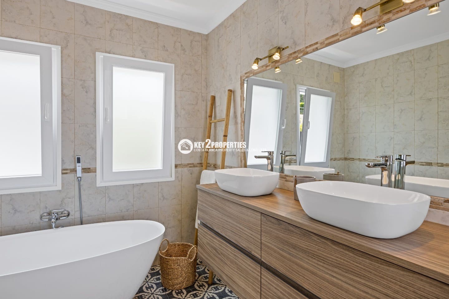 4 slaapkamer Villa te koop in Javea / Xabia met zwembad garage - € 1.675.000 (Ref: 9048636)