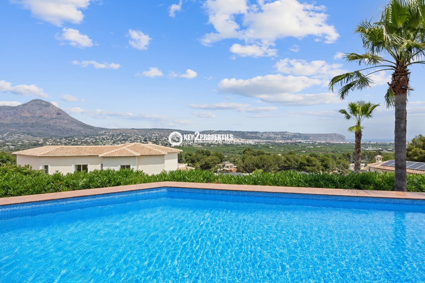 4 slaapkamer Villa te koop in Javea / Xabia met zwembad garage - € 1.675.000 (Ref: 9048636)