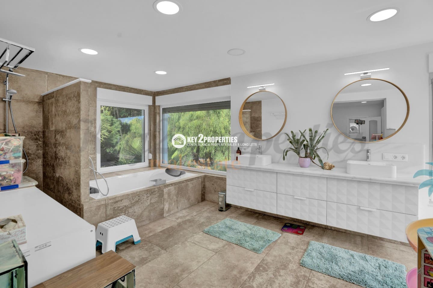 5 bedroom Villa for sale in Javea / Xabia with pool garage - € 995,000 (Ref: 9360203)