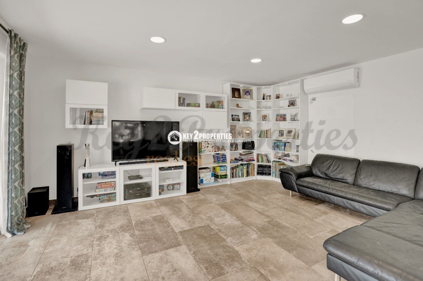 5 bedroom Villa for sale in Javea / Xabia with pool garage - € 995,000 (Ref: 9360203)