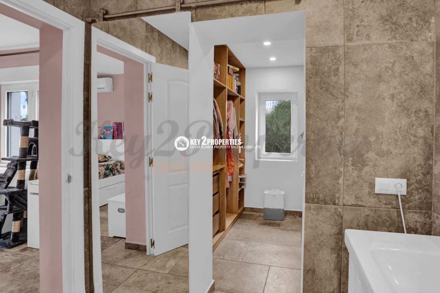 5 bedroom Villa for sale in Javea / Xabia with pool garage - € 995,000 (Ref: 9360203)