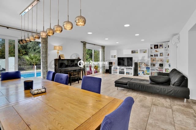 5 soveværelse Villa til salg i Centro ciudad, Javea / Xàbia med swimmingpool garage - € 995.900 (Ref: 9360203)