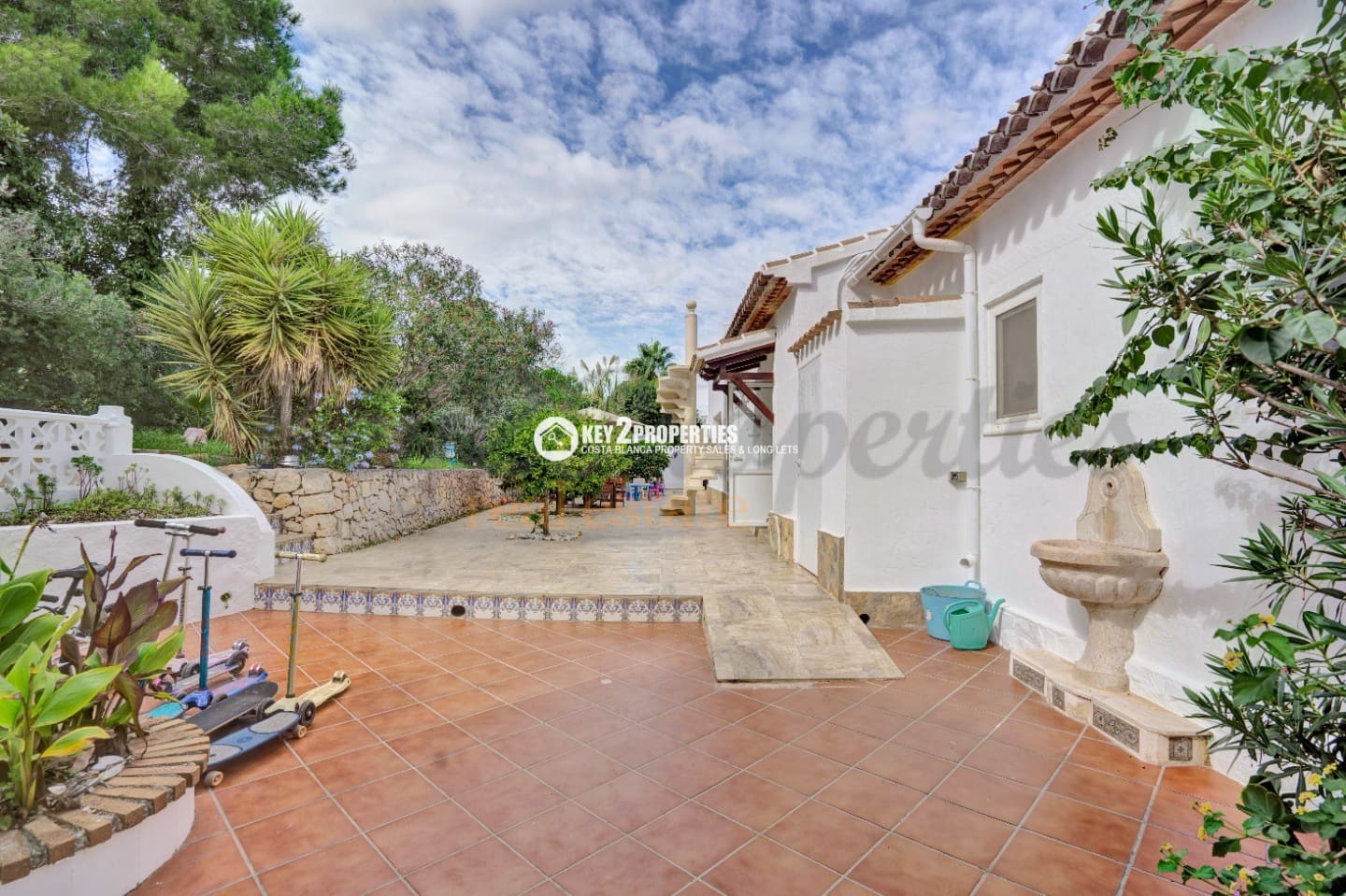 5 bedroom Villa for sale in Javea / Xabia with pool garage - € 995,000 (Ref: 9360203)