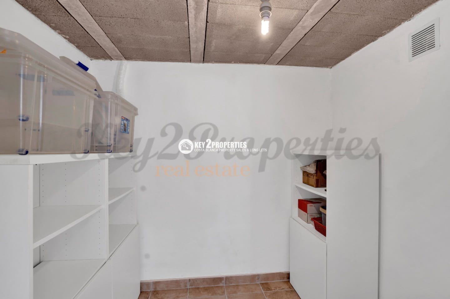 4 bedroom Villa for sale in Javea / Xabia with pool - € 980,000 (Ref: 9360205)