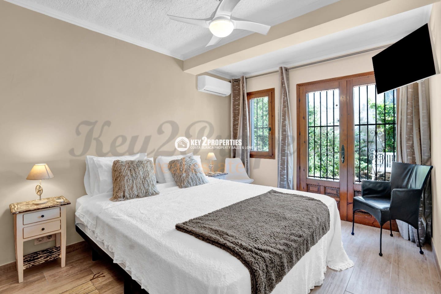 4 bedroom Villa for sale in Javea / Xabia with pool - € 980,000 (Ref: 9360205)