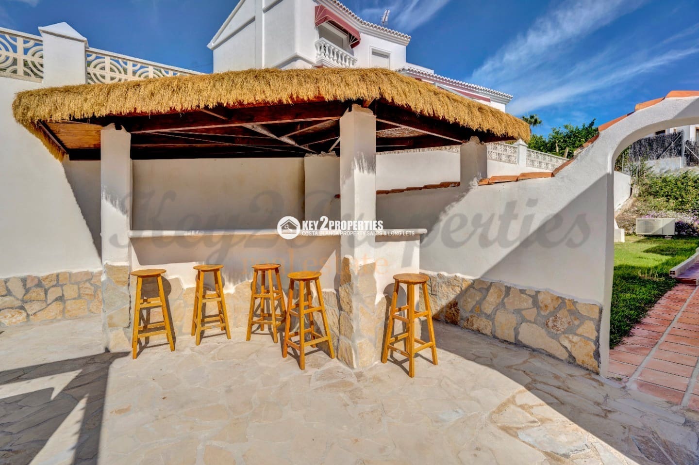 4 bedroom Villa for sale in Javea / Xabia with pool - € 980,000 (Ref: 9360205)