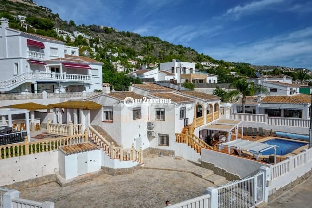 4 camera da letto Villa in vendita in Centro ciudad, Javea / Xàbia con piscina - 980.000 € (Rif: 9360205)