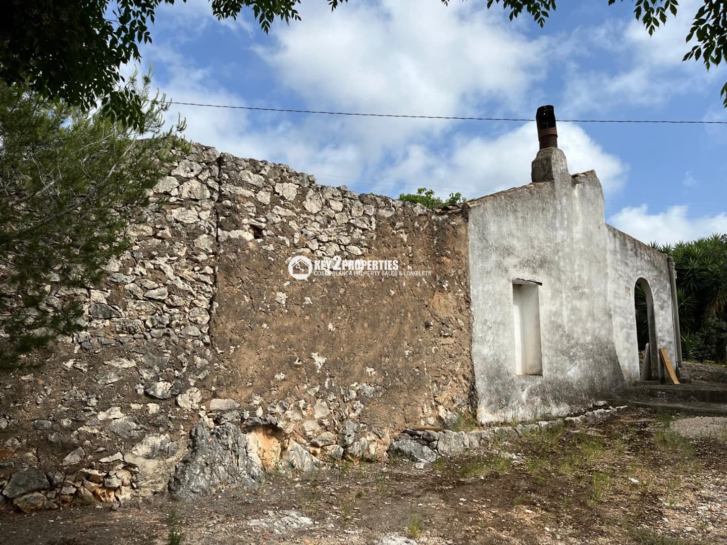 Ruína para venda em Gata de Gorgos - 140 000 € (Ref: 9362274)