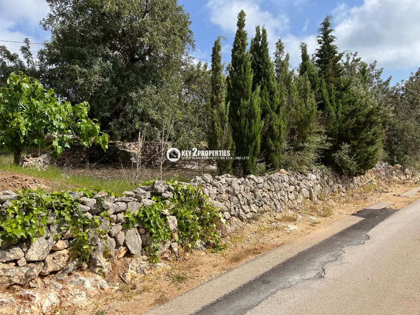 Ruína para venda em Gata de Gorgos - 140 000 € (Ref: 9362274)