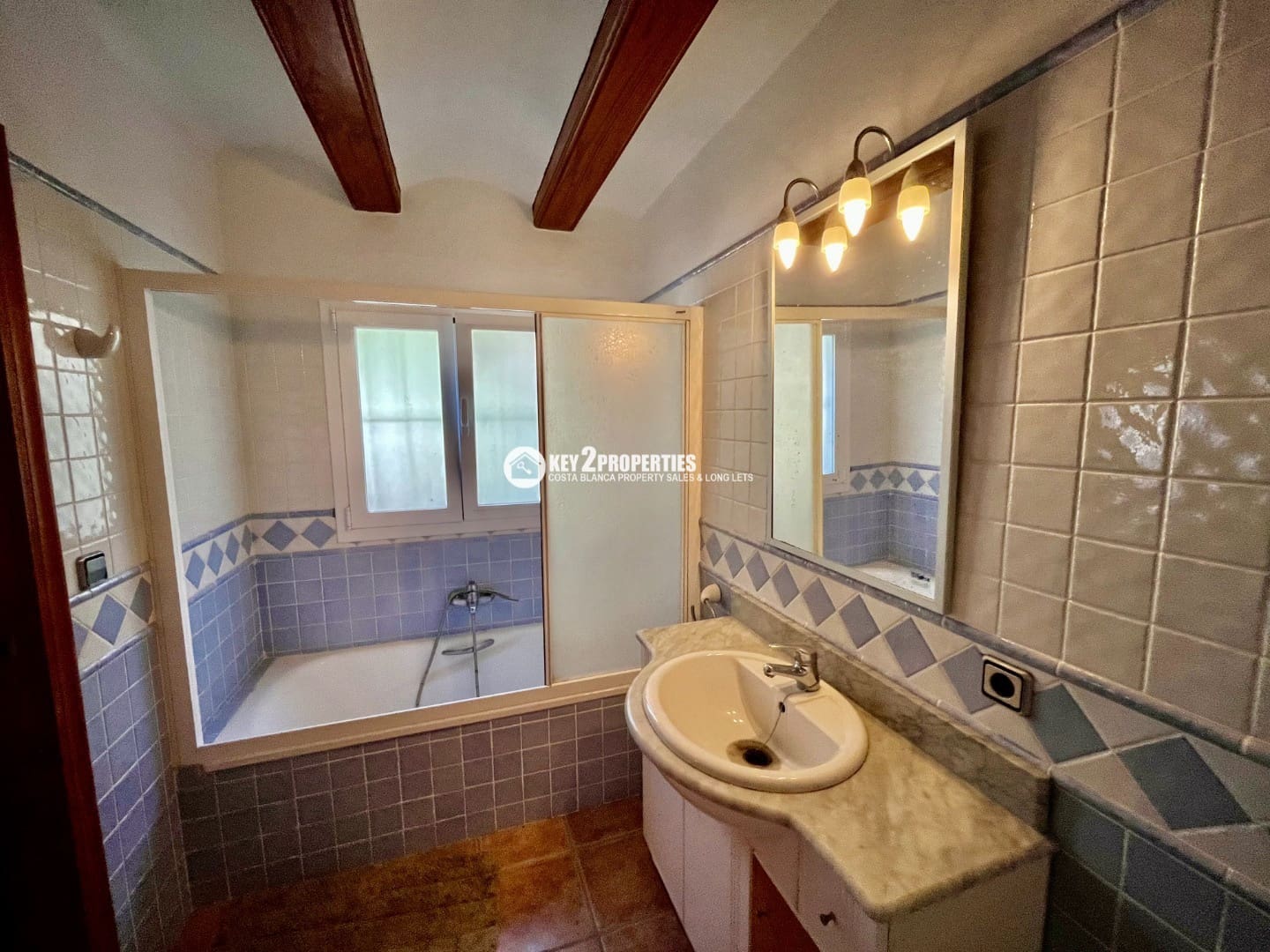 3 bedroom Villa for rent in Javea / Xabia with pool garage - € 2,500 (Ref: 9382515)