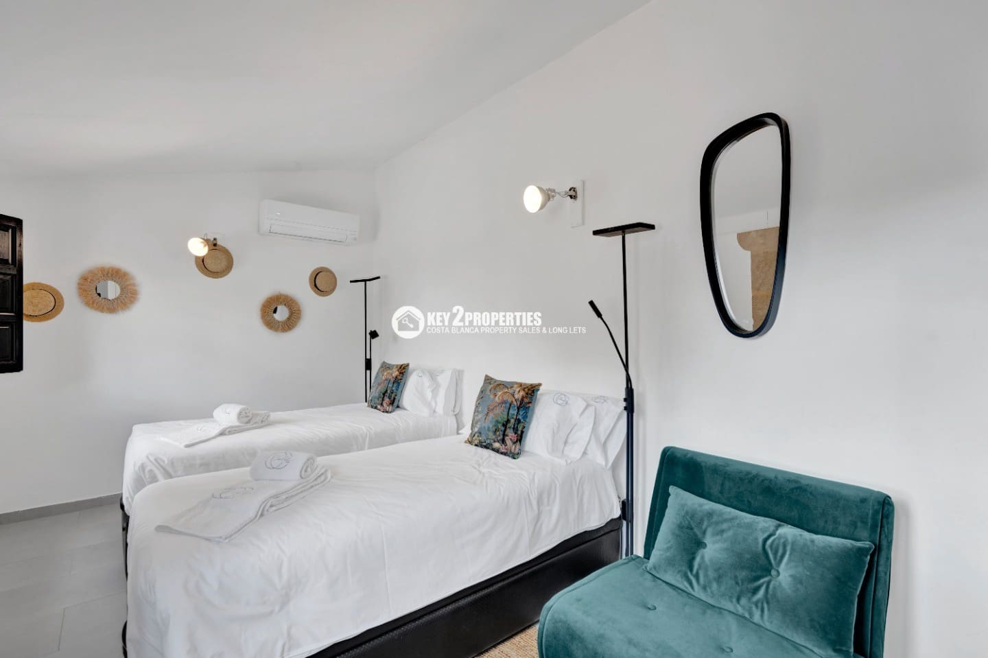 5 bedroom Villa for sale in Javea / Xabia with pool garage - € 2,350,000 (Ref: 9385378)