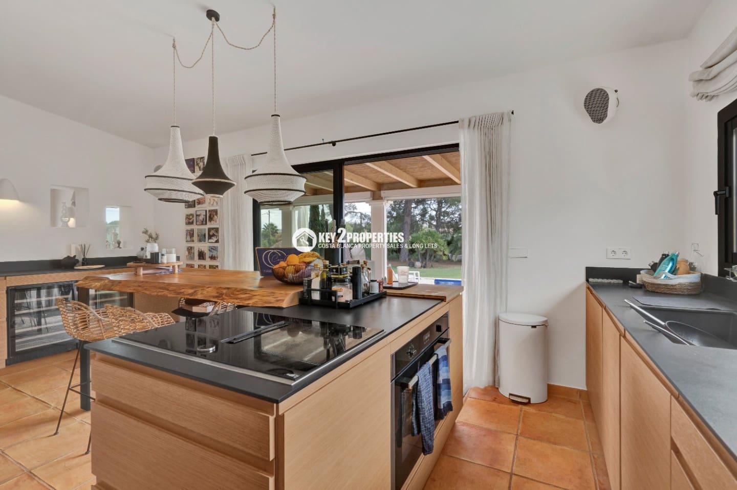 5 bedroom Villa for sale in Javea / Xabia with pool garage - € 2,350,000 (Ref: 9385378)