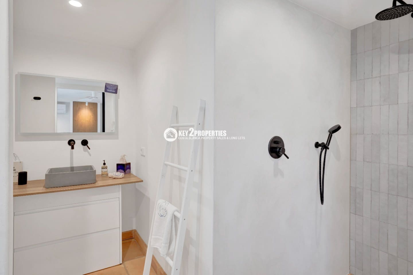 5 bedroom Villa for sale in Javea / Xabia with pool garage - € 2,350,000 (Ref: 9385378)