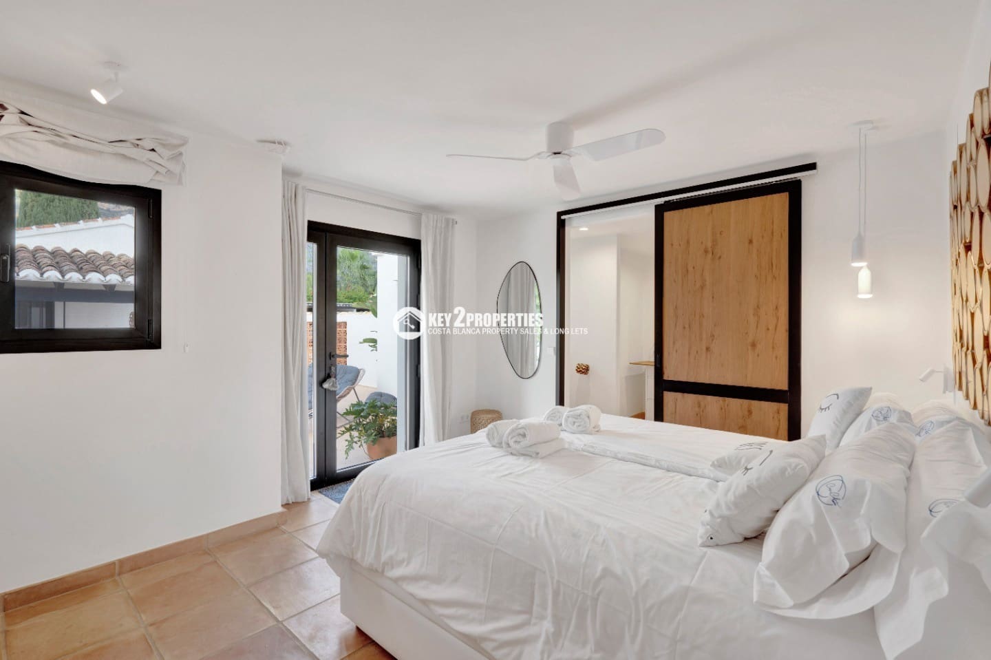 5 bedroom Villa for sale in Javea / Xabia with pool garage - € 2,350,000 (Ref: 9385378)