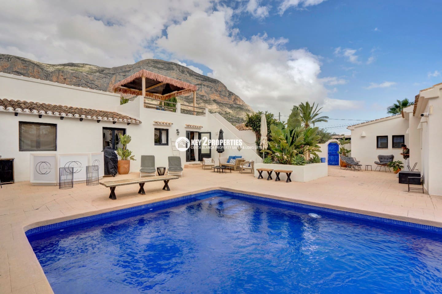 5 bedroom Villa for sale in Javea / Xabia with pool garage - € 2,350,000 (Ref: 9385378)