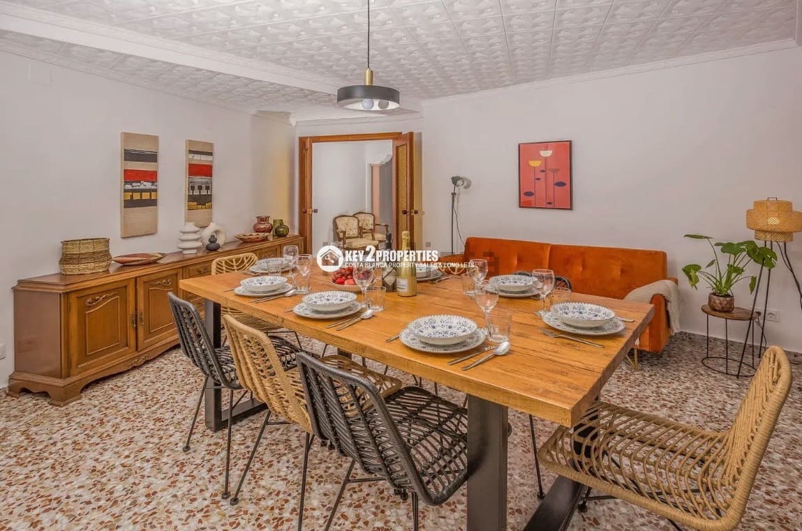 4 makuuhuone Kattohuoneisto vuokrattavana paikassa Javea / Xabia - 1 200 € (Ref: 9439928)