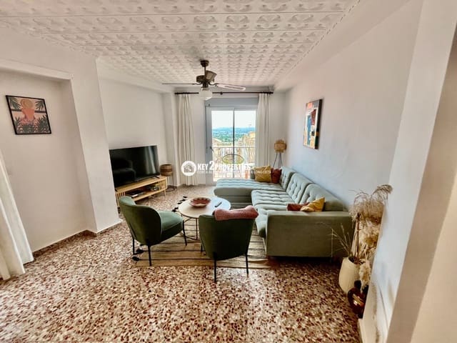 4 makuuhuone Kattohuoneisto vuokrattavana paikassa Centro ciudad, Javea / Xàbia - 1 200 € (Ref: 9439928)