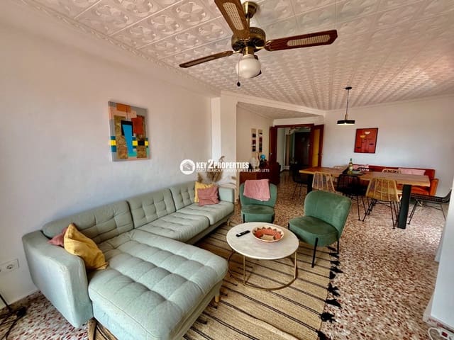 4 makuuhuone Kattohuoneisto vuokrattavana paikassa Centro ciudad, Javea / Xàbia - 1 200 € (Ref: 9439928)