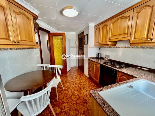 4 makuuhuone Kattohuoneisto vuokrattavana paikassa Centro ciudad, Javea / Xàbia - 1 200 € (Ref: 9439928)