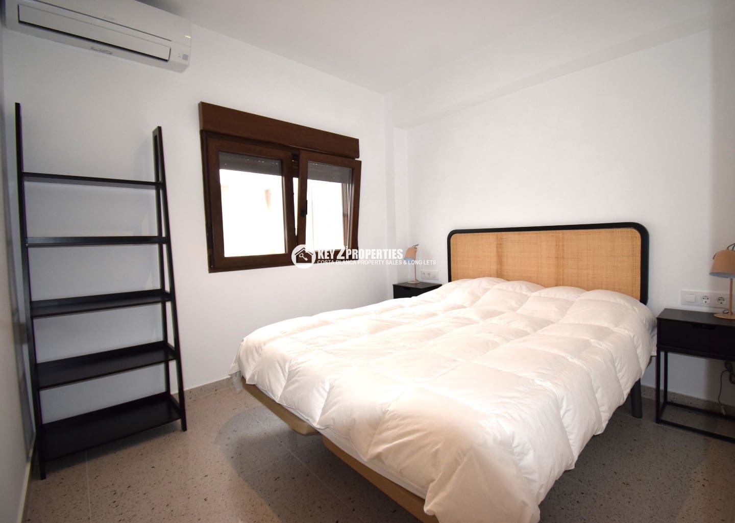 3 soveværelse Lejlighed til leje i Javea / Xabia - € 1.200 (Ref: 9446171)