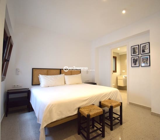 3 bedroom Apartment for rent in Centro ciudad, Javea / Xàbia - € 1,200 (Ref: 9446171)