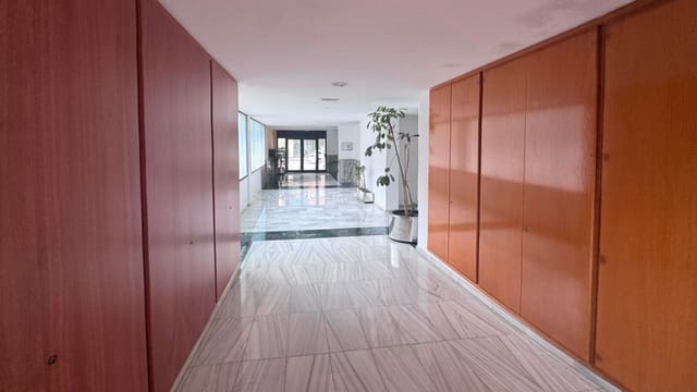 2 bedroom Apartment for sale in Pineda de Mar with garage - € 255,000 (Ref: 10044050)