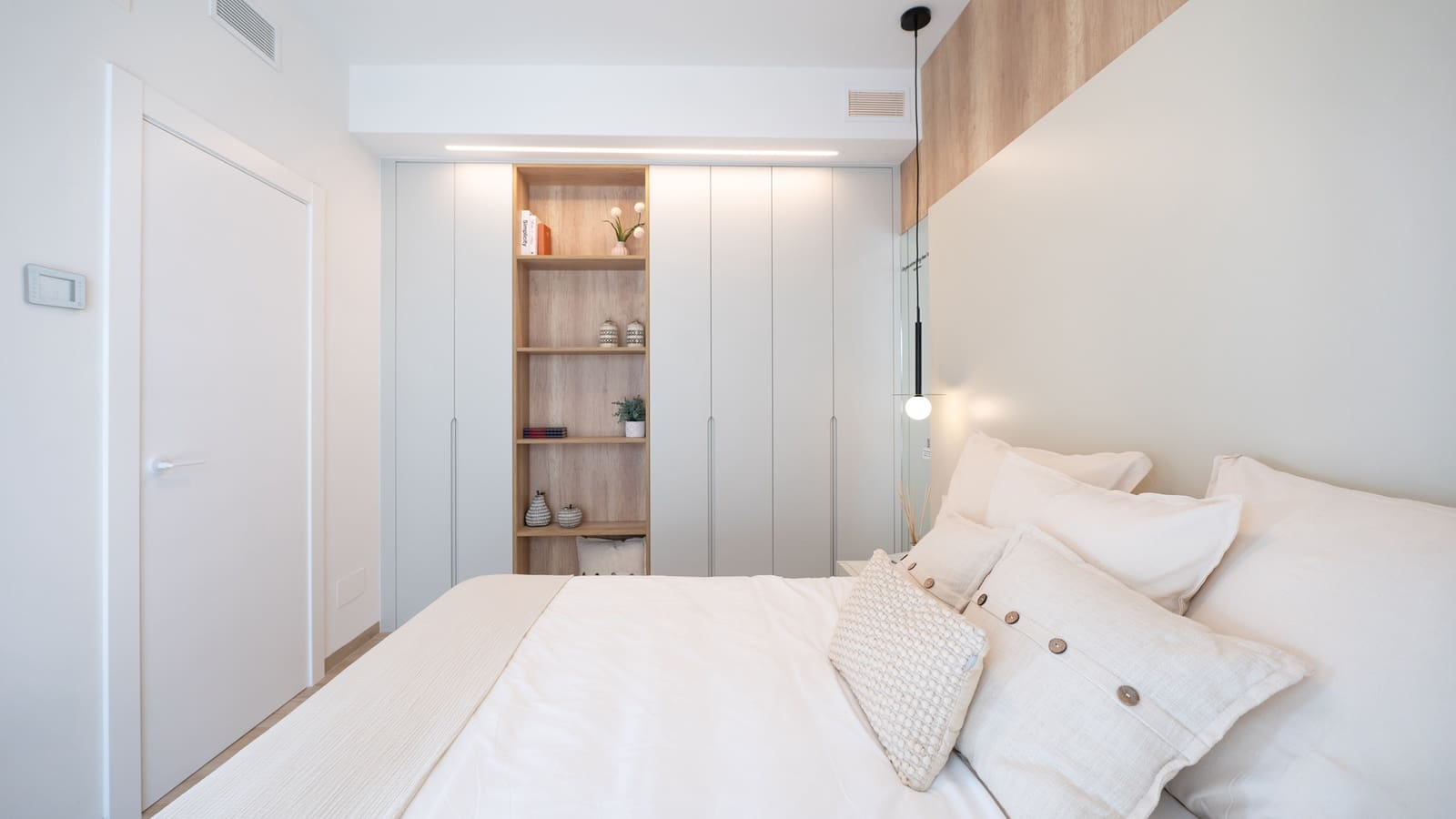 Apartamento de 3 habitaciones en Los Alcázares en venta con piscina garaje - 469.000 € (Ref: 10044051)