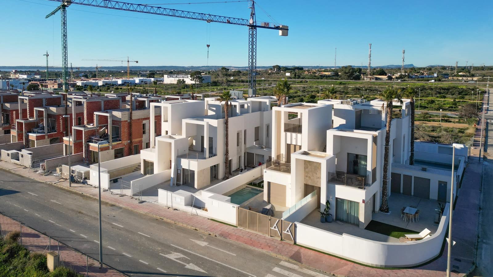 Apartamento de 3 habitaciones en Los Alcázares en venta con piscina garaje - 469.000 € (Ref: 10044051)