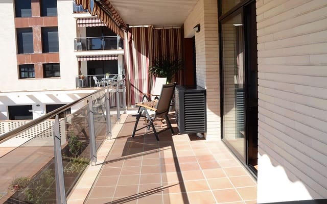 3 chambre Appartement à vendre à Pineda de Mar avec garage - 420 000 € (Ref: 10044055)