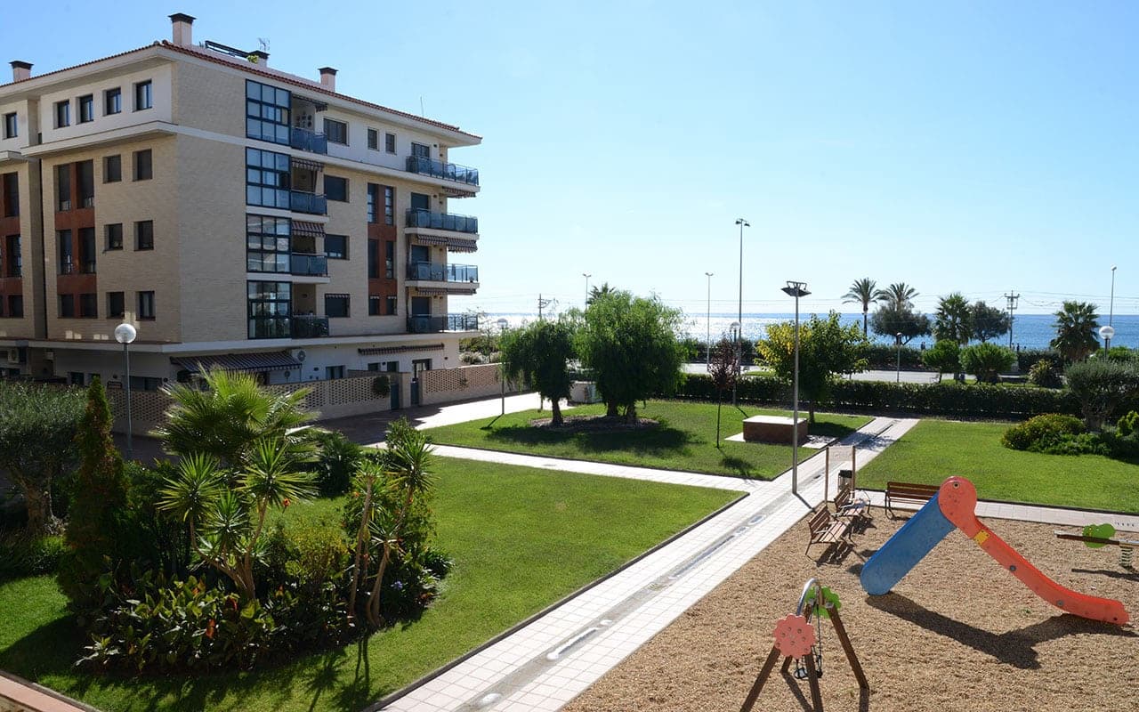 3 chambre Appartement à vendre à Pineda de Mar avec garage - 420 000 € (Ref: 10044055)