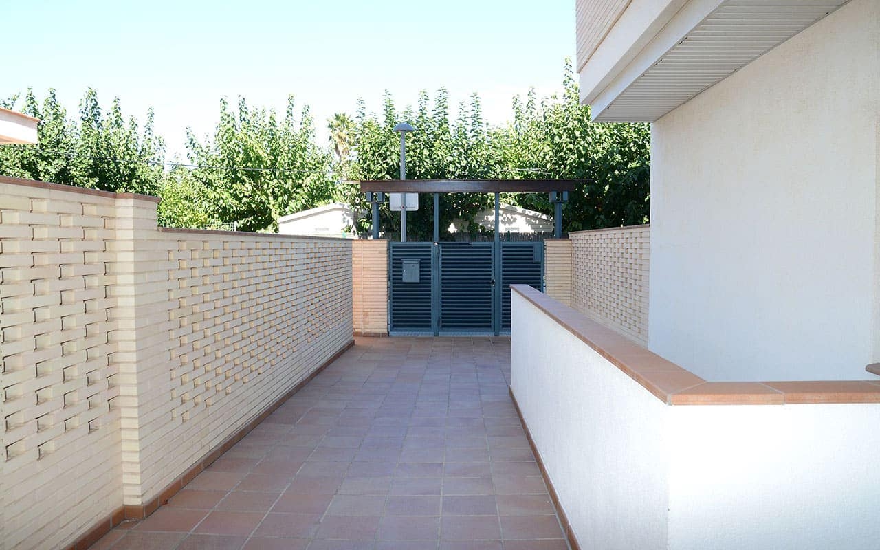 3 chambre Appartement à vendre à Pineda de Mar avec garage - 420 000 € (Ref: 10044055)