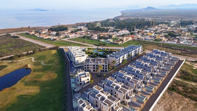 2 quarto Penthouse para venda em Las Lomas de Rame - Bahía Bella, Los Alcázares com piscina garagem - 369 000 € (Ref: 10049909)