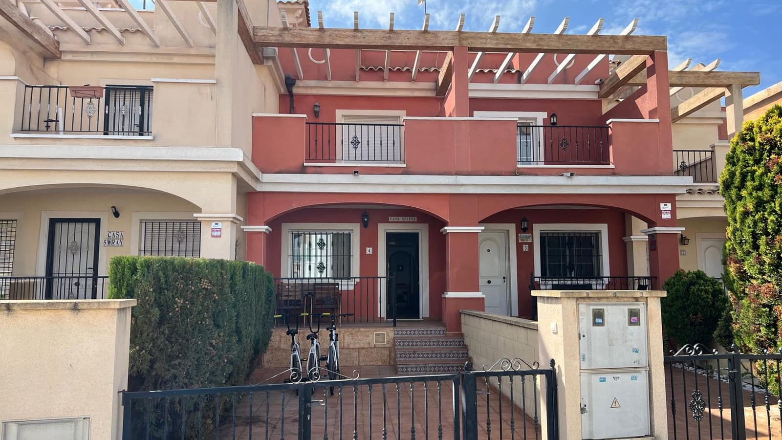 3 soveværelse Byhus til salg i Orihuela med swimmingpool garage - € 189.000 (Ref: 10127545)