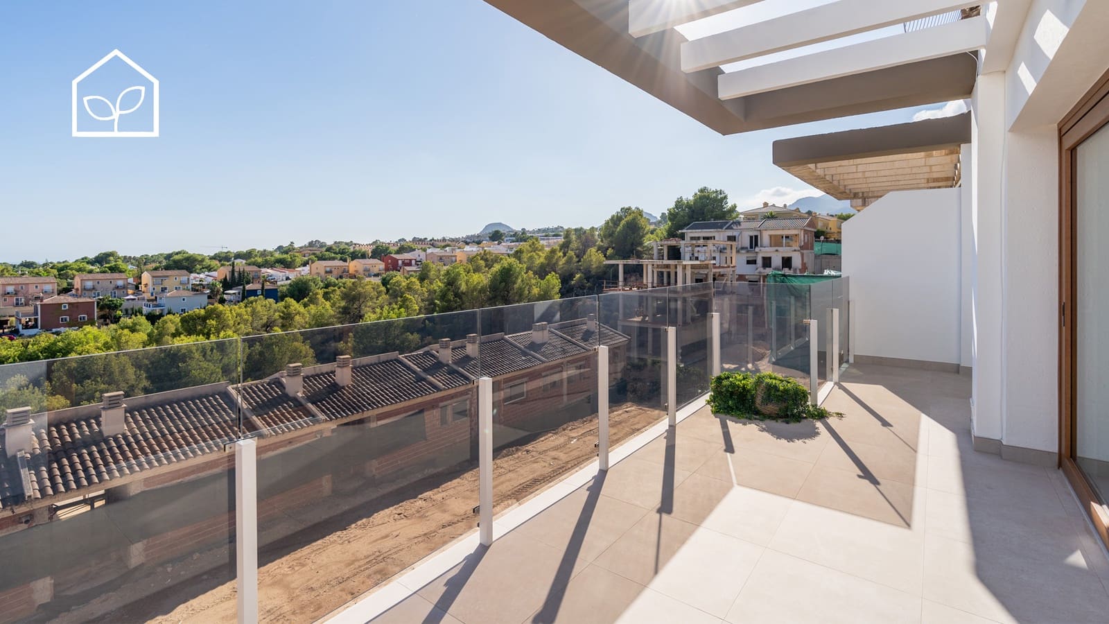 4 bedroom Townhouse for sale in La Nucia with pool garage - € 465,000 (Ref: 9891200)