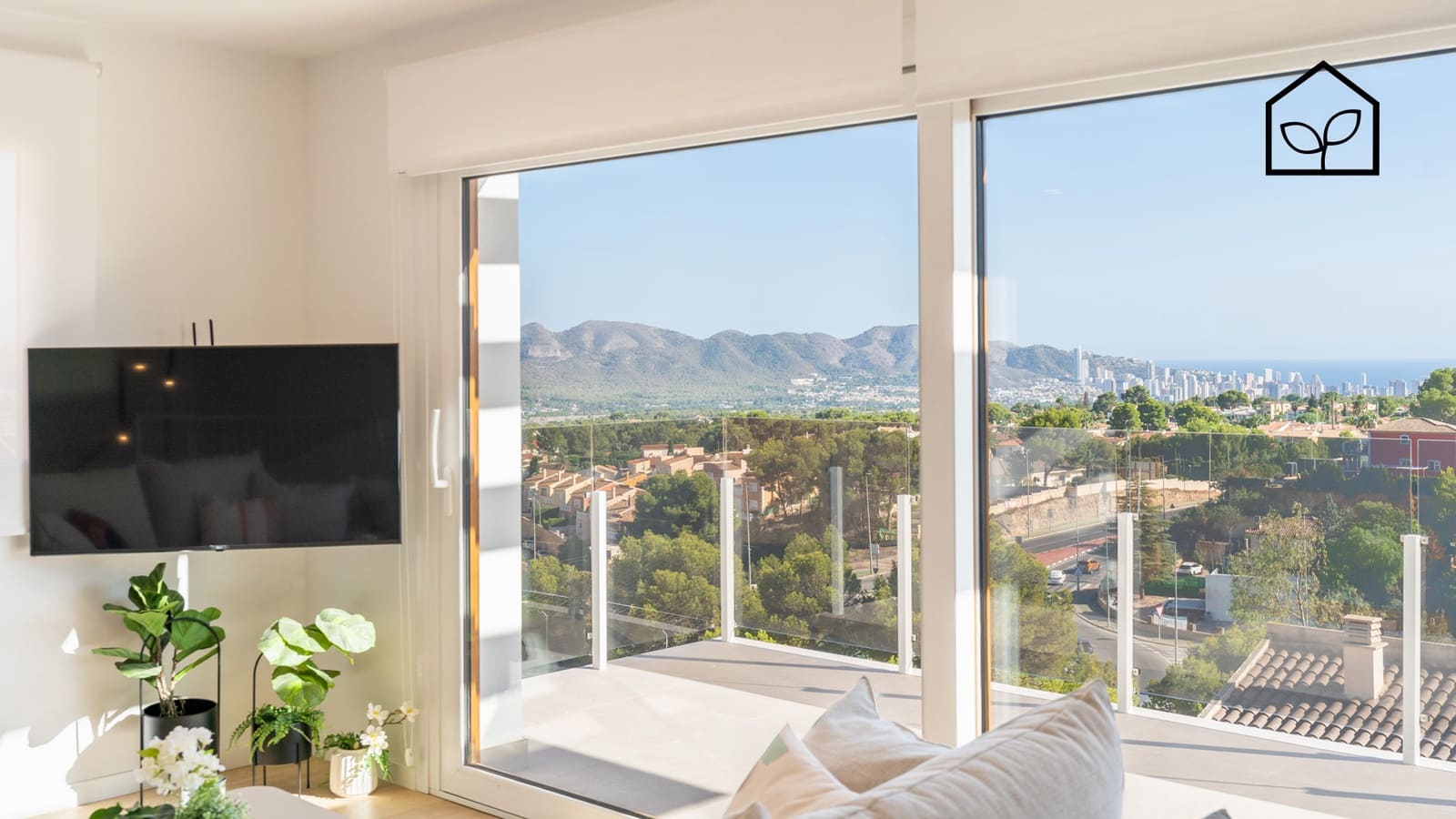 4 bedroom Townhouse for sale in La Nucia with pool garage - € 465,000 (Ref: 9891200)