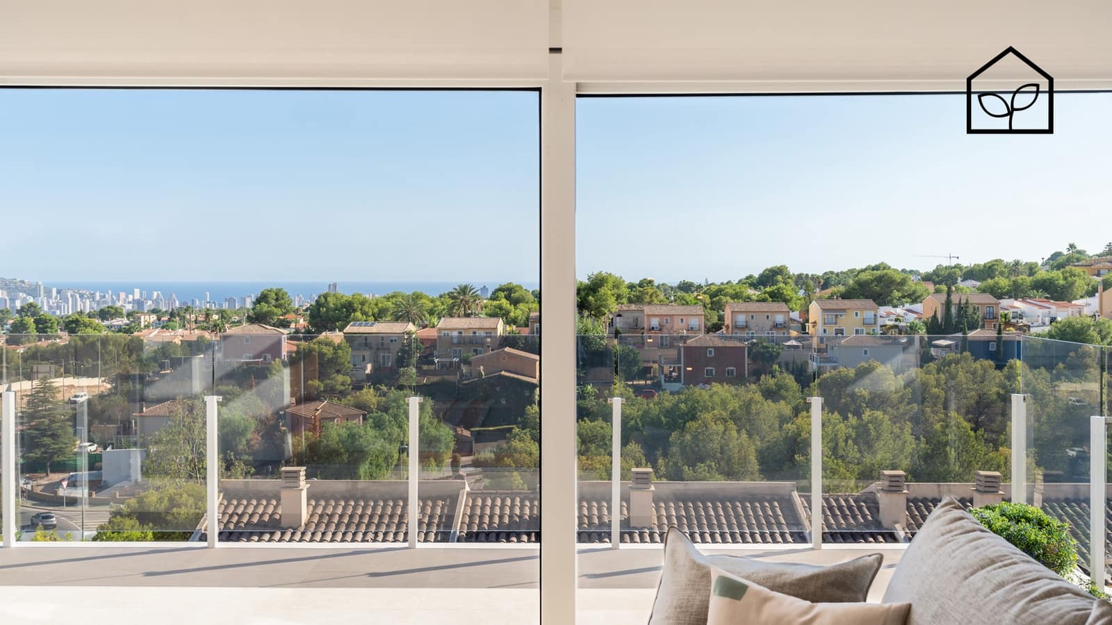 4 bedroom Townhouse for sale in La Nucia with pool garage - € 465,000 (Ref: 9891200)