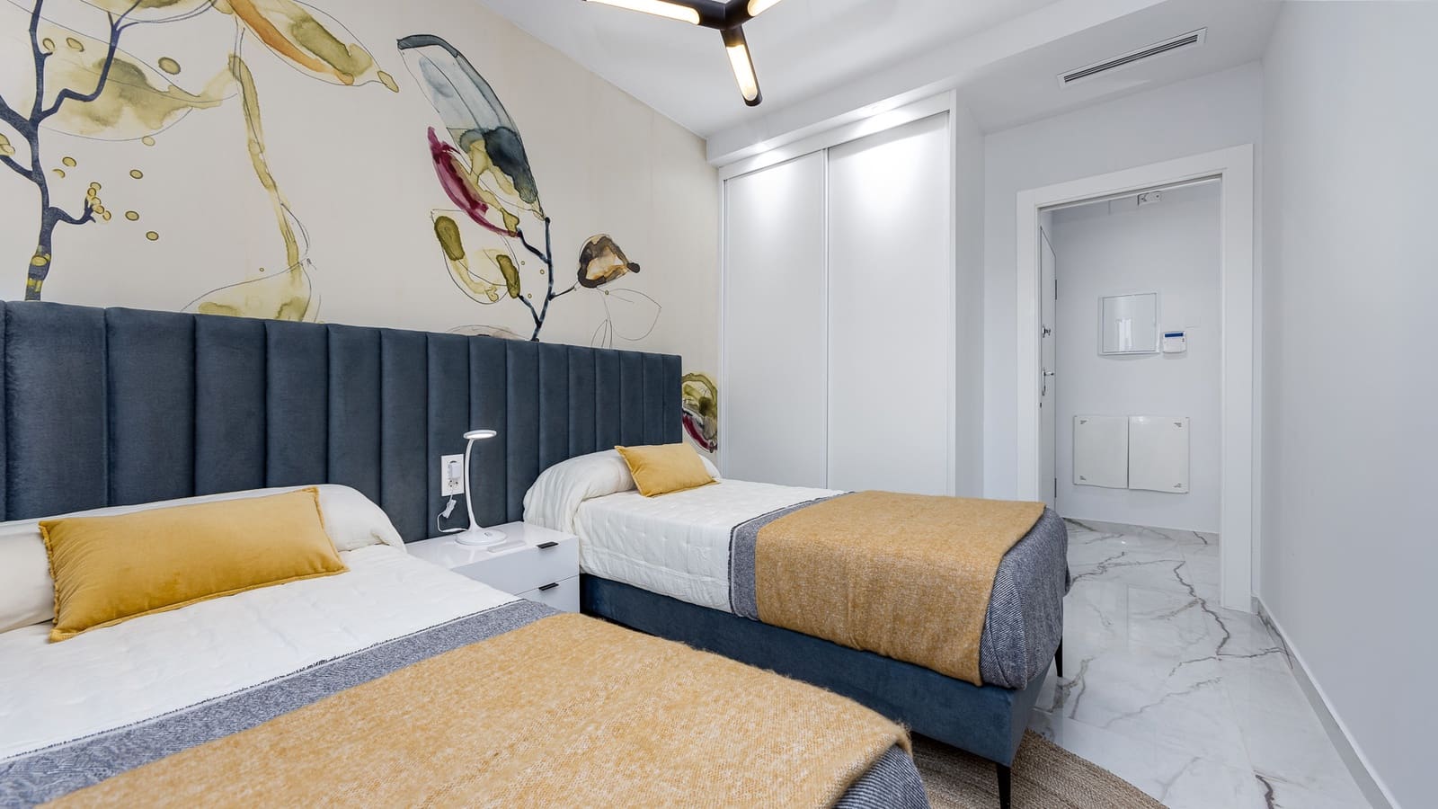 2 slaapkamer Bungalow te koop in Ciudad Quesada met zwembad garage - € 322.000 (Ref: 9891209)