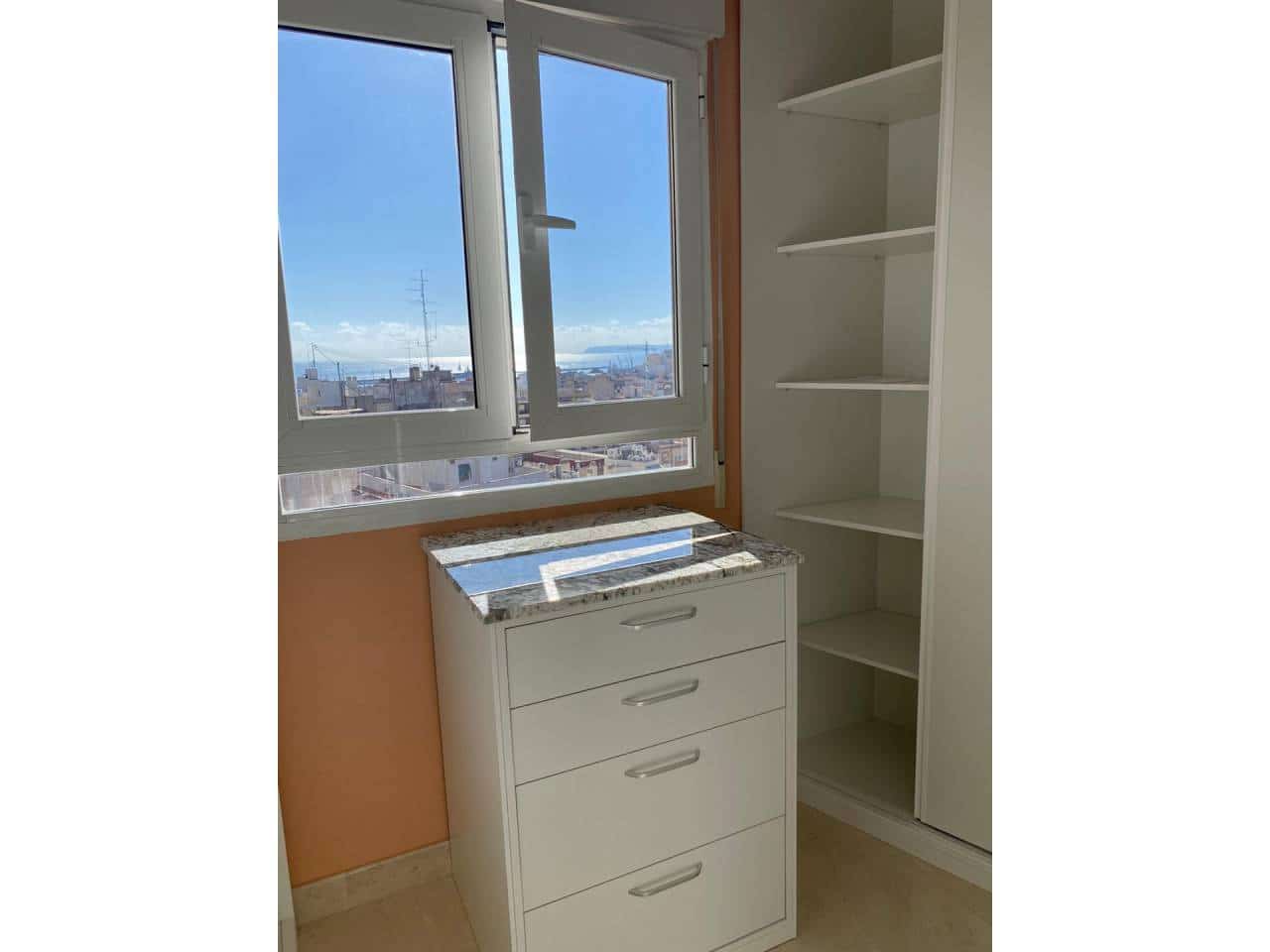 4 Zimmer Wohnung zu vermieten in Alicante / Alacant Stadt - 2.000 € (Ref: 5756553)