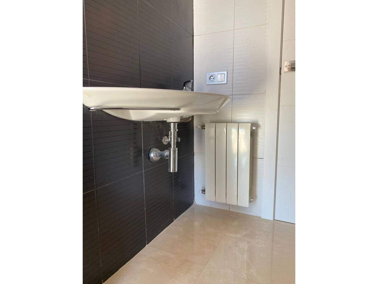 4 Zimmer Wohnung zu vermieten in Alicante / Alacant Stadt - 2.000 € (Ref: 5756553)