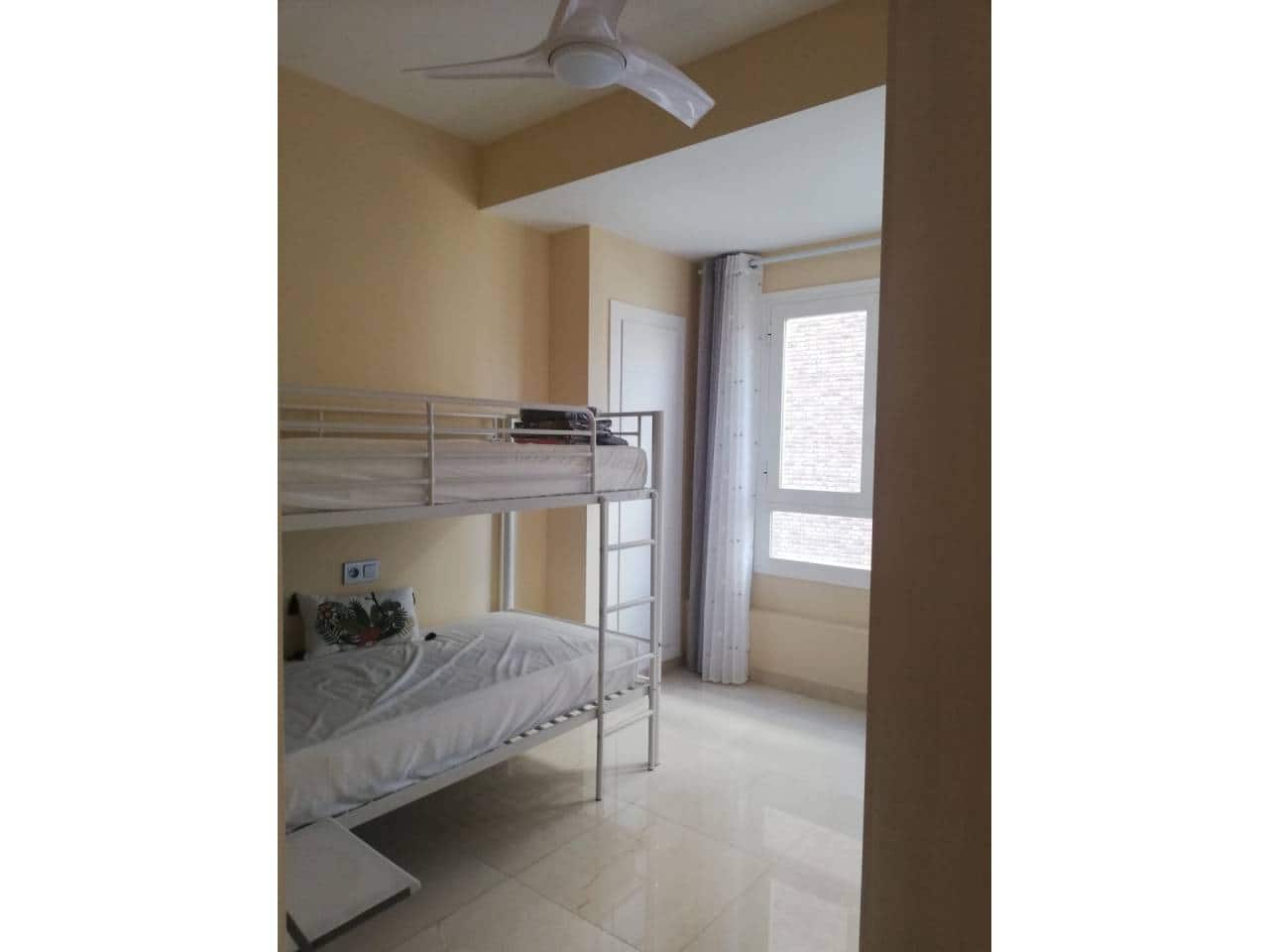 4 Zimmer Wohnung zu vermieten in Alicante / Alacant Stadt - 2.000 € (Ref: 5756553)